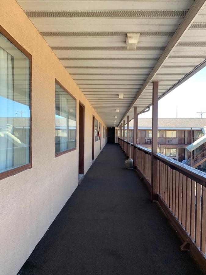 Economy Inn & Suites Hannibal Exterior foto